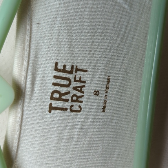 True Craft Sparkly Free Spirit Feather Shirt Long Sleeve Shoulder Ruffles Size 8 - Picture 2 of 6